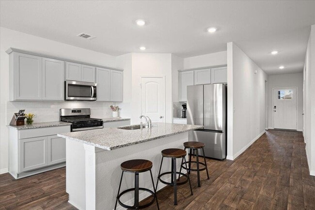 Building Photo - 209 Connor Ln
