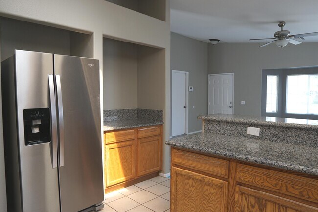 Building Photo - 51605 Avenida Ramirez