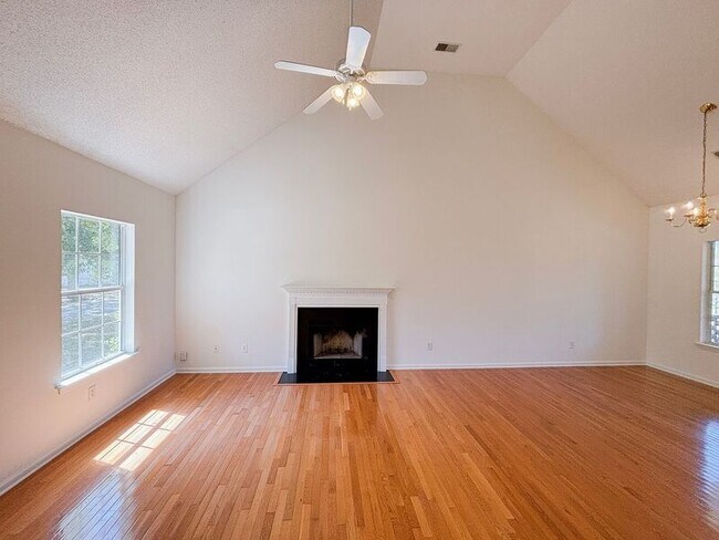 Building Photo - 118 Sea Cotton Cir