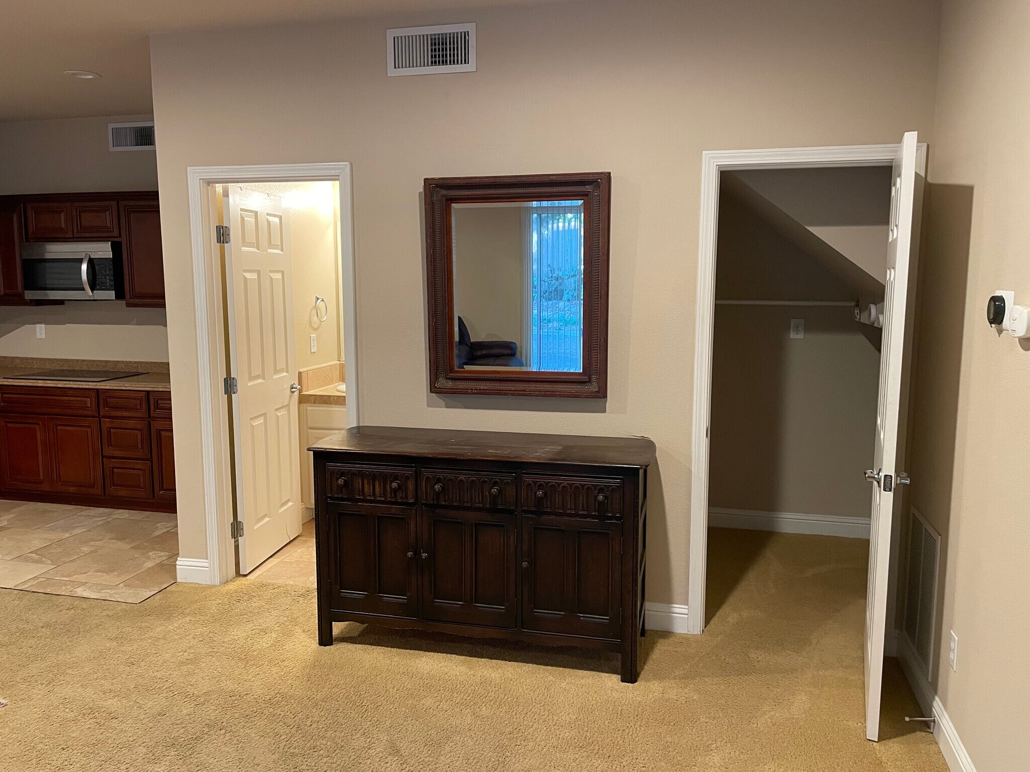 Closet & Bathroom view - 4313 Kentwood Ln
