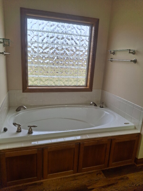 Building Photo - 256 W Brookville Rd