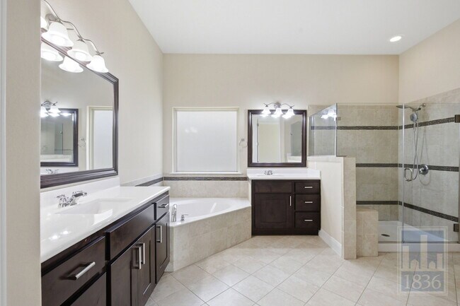 Building Photo - 3805 Hidden Harbor Dr