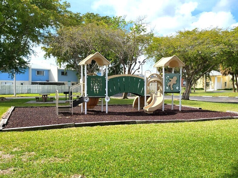 Building Photo - 22125 SW 103rd Ct