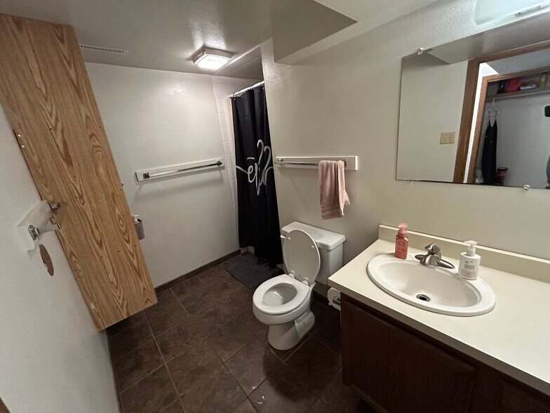 Building Photo - 1423 Starbeck Cir