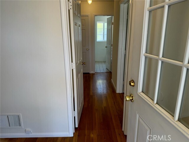 Building Photo - 5447 W 141st St