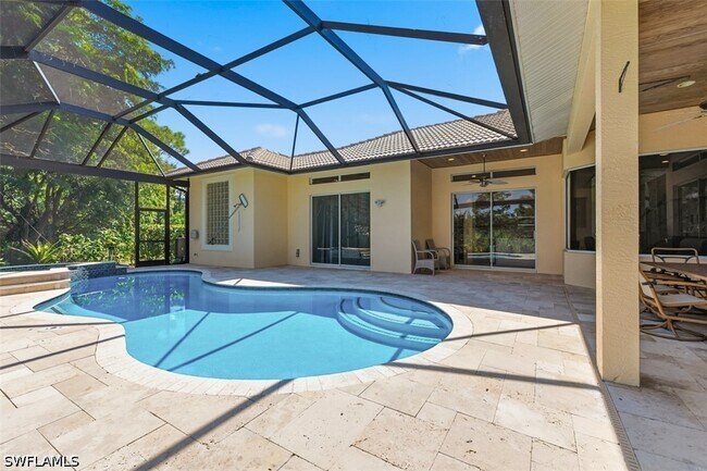 Building Photo - 657 Soliel Dr