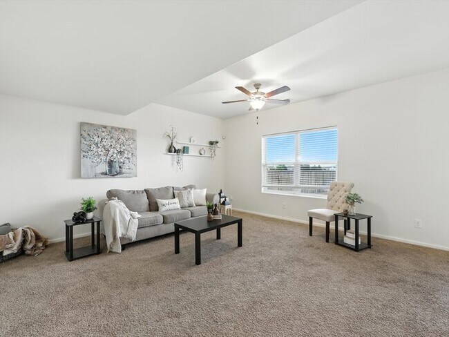 Building Photo - 9723 Borderpine Way