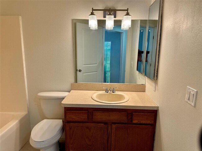 Building Photo - 9515 Grovedale Cir