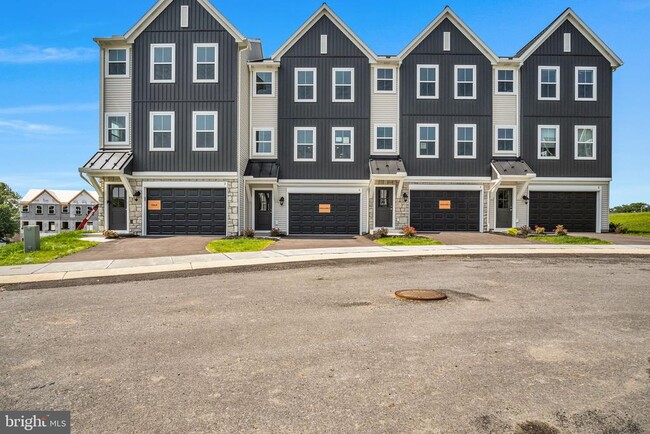 Building Photo - 16 Morgan Cir