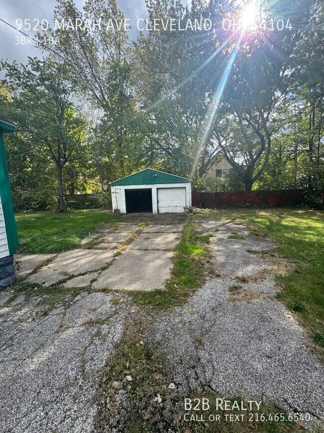 Building Photo - 9520 Marah Ave