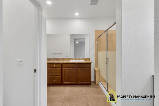 Building Photo - Vineyard Creek-Former Model Home
