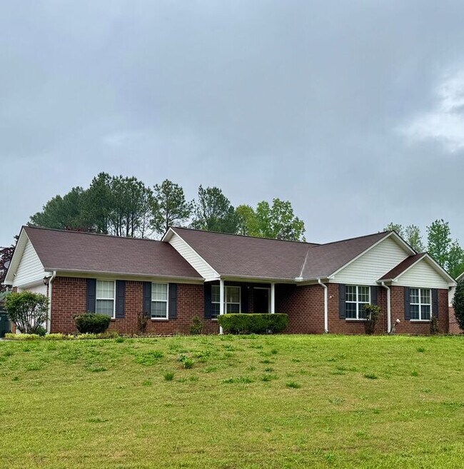 Building Photo - Great Harvest Home for rent