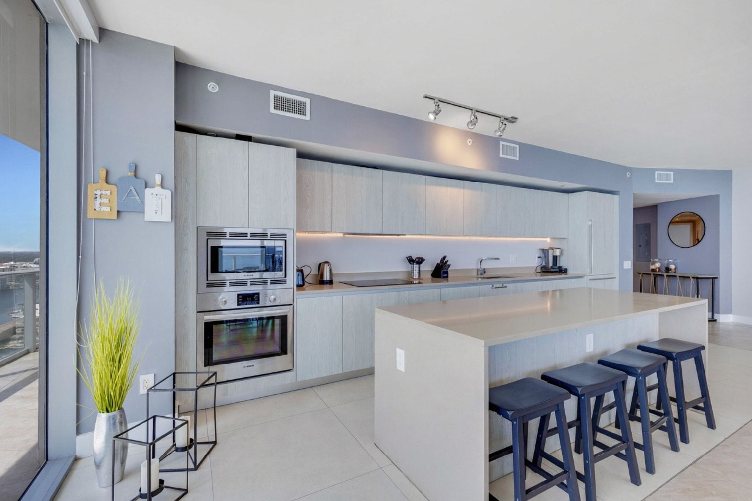 Building Photo - 4111 S Ocean Dr