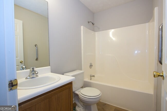 Building Photo - 4442 Gaelic Way SW