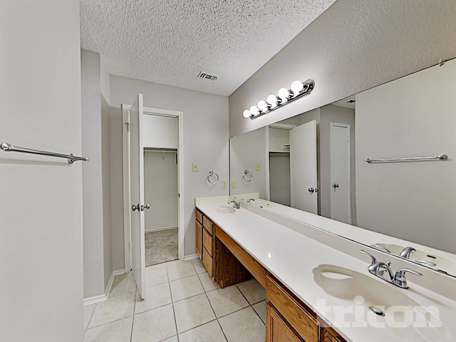 Building Photo - 7947 Flower Trail