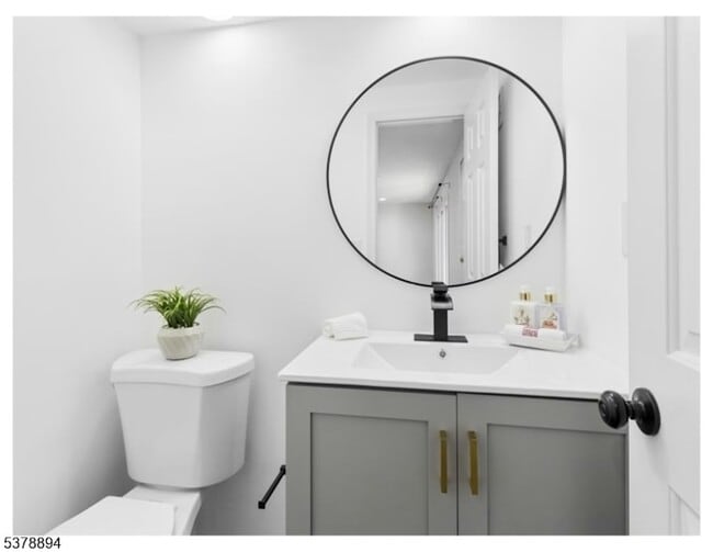 Building Photo - 22 Maddaket Ct