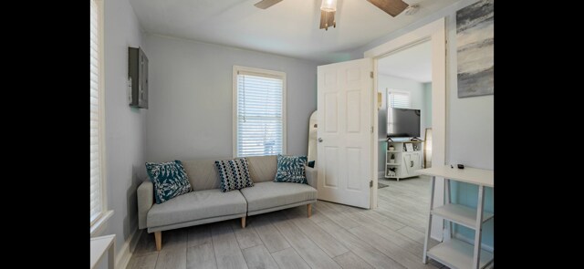 Building Photo - 2614 W Oregon St