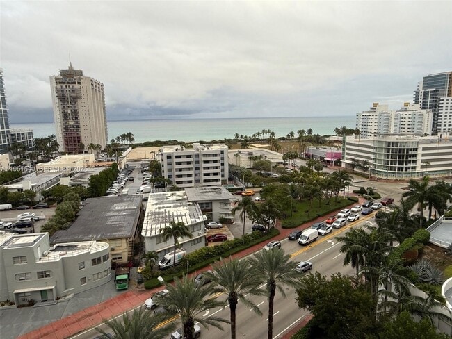 Building Photo - 6770 Indian Creek Dr