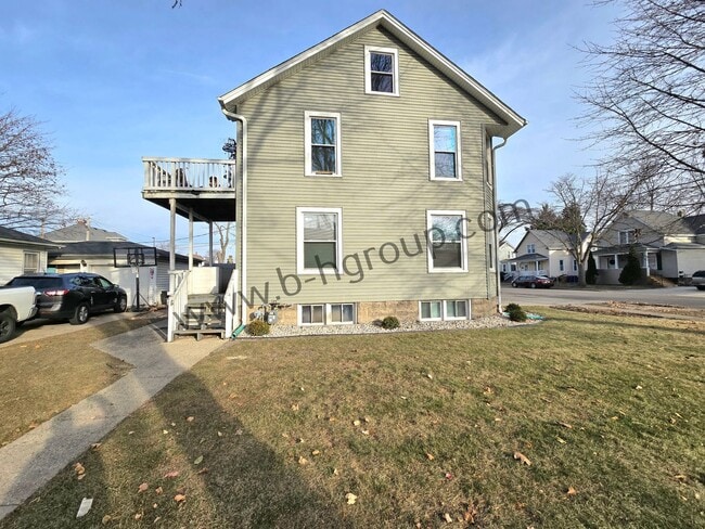 Building Photo - 6416 23rd Ave