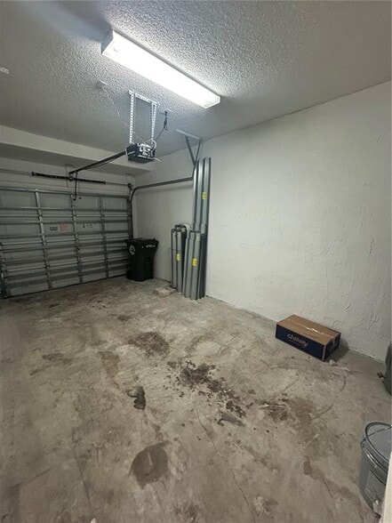 Building Photo - 4752 NW 59th Mnr