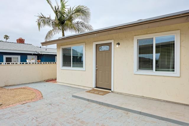 Building Photo - 3772 Clavelita St
