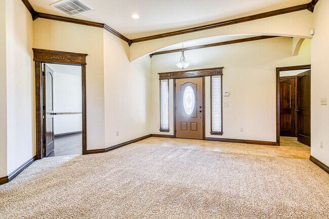 Building Photo - Beautiful home in Williamson Farms!