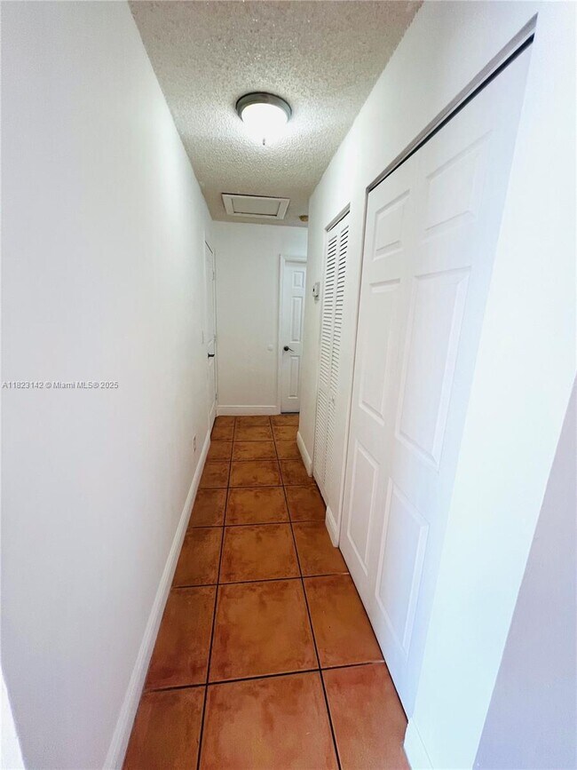 Building Photo - 13065 SW 263rd Terrace