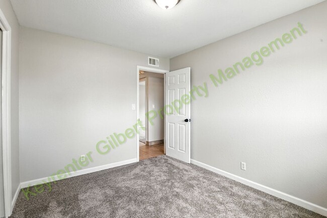 Building Photo - Charming Ranch-Style Home on a Corner Lot ...