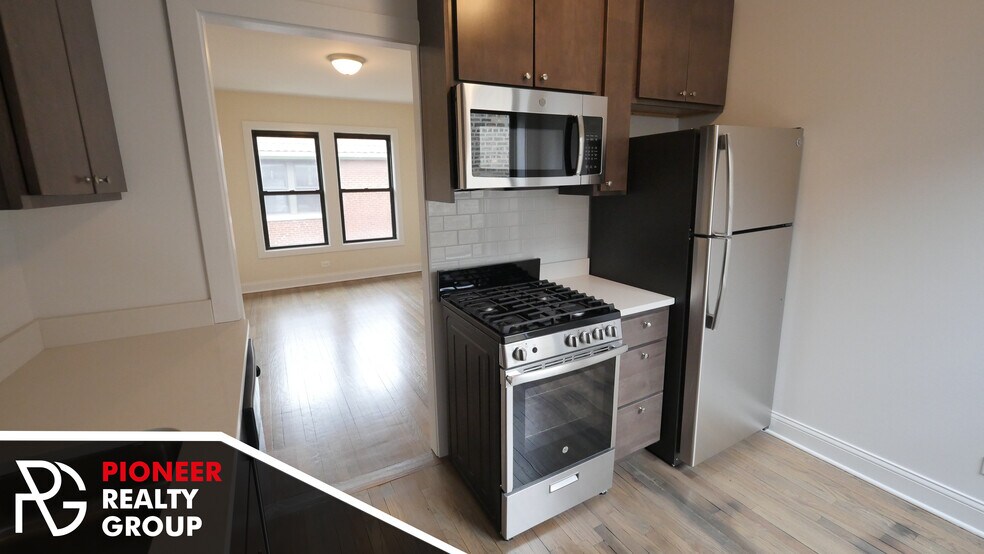 Building Photo - 2648 N Spaulding Ave
