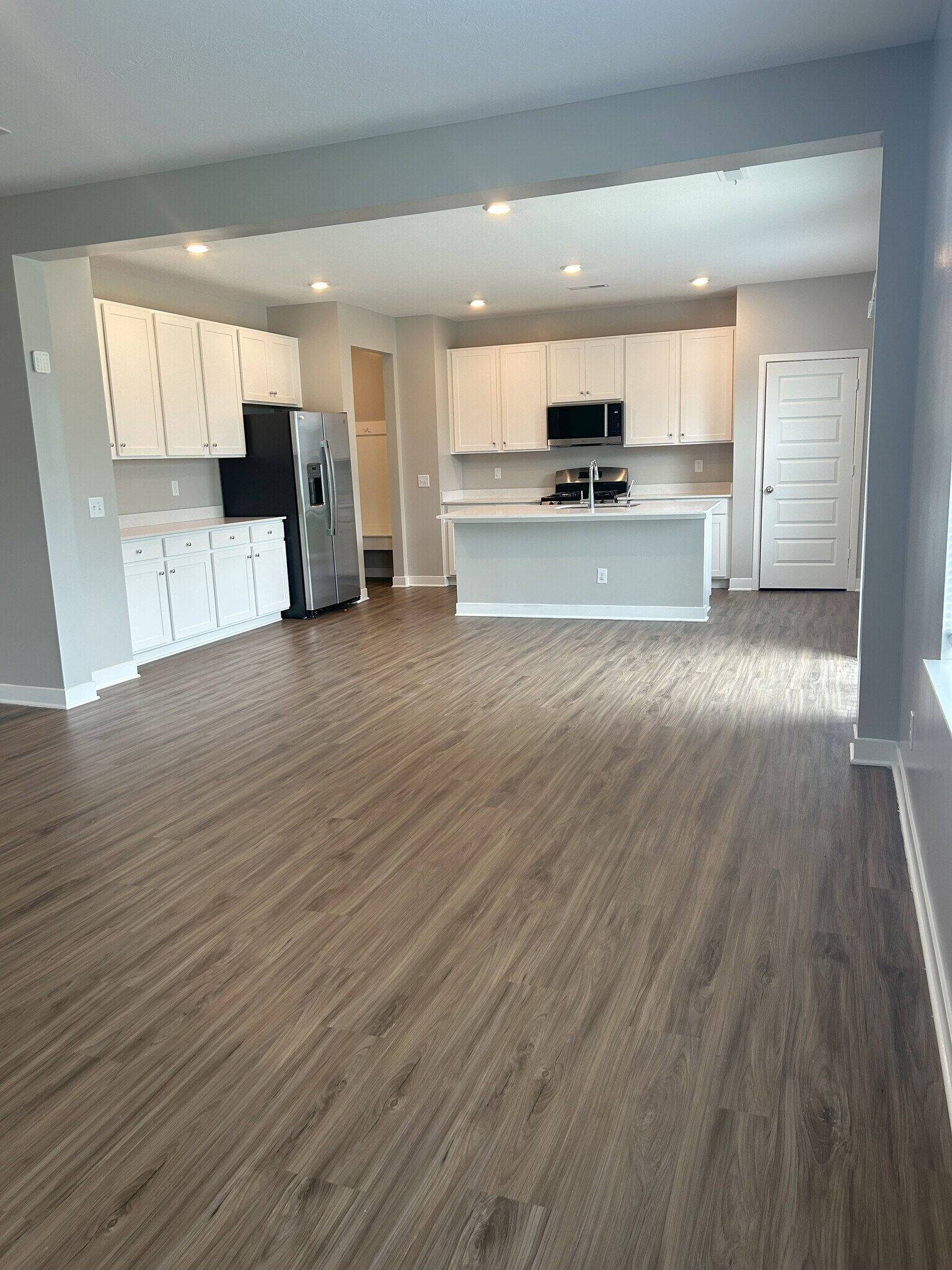 Building Photo - 1269 Bristol Pl