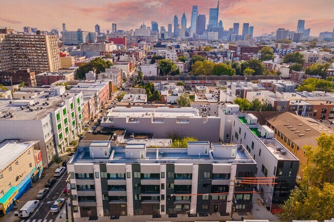 Building Photo - 1338 N 15th St