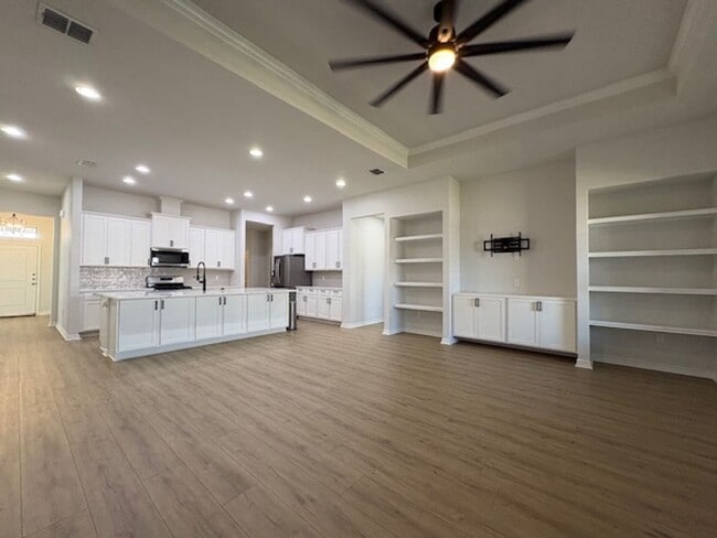 Building Photo - GORGEOUS NEWER HOME NEAR OSO BAY PRESERVE - MILITARY SPECIAL!