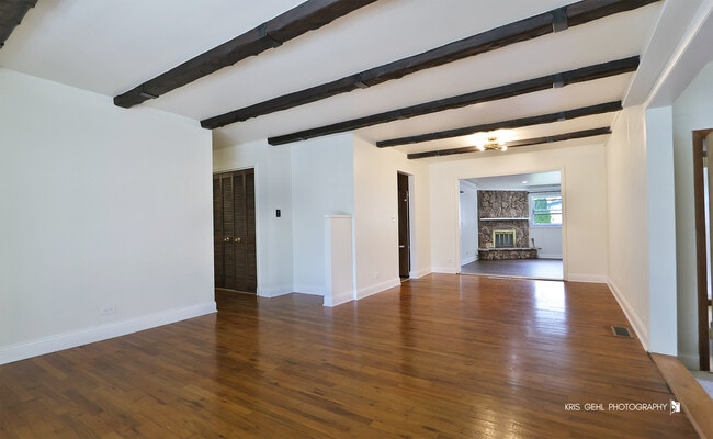 Building Photo - 455 Morgan Ln