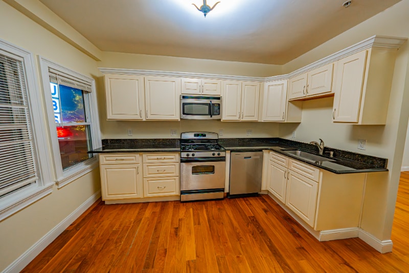 Building Photo - 290 Broadway