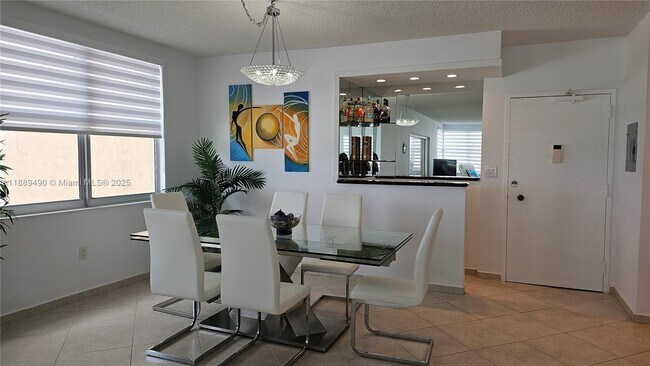 Building Photo - 1980 S Ocean Dr