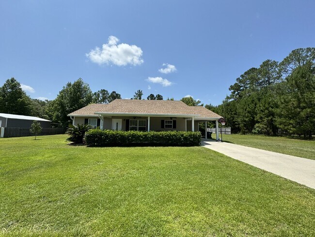 Primary Photo - Large Property - No HOA!! - Just outside o...