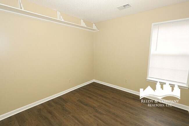 Building Photo - 2189 Rocky Stream Dr