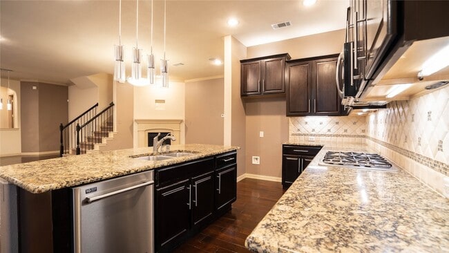 Building Photo - 185 Carrington Ln