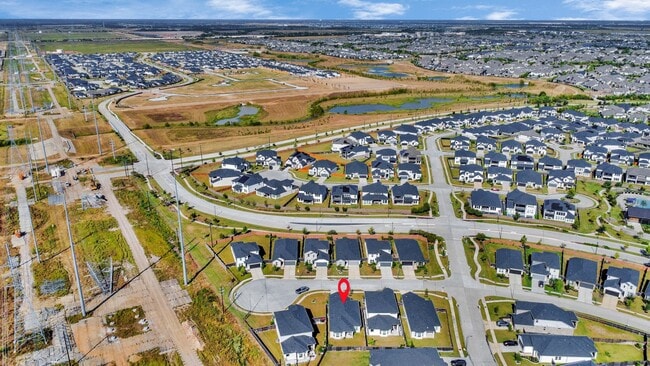 Building Photo - 21111 Vancherry Dr