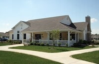 Building Photo - Bennett Pointe