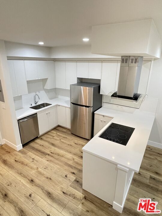 Building Photo - 11738 Mayfield Ave