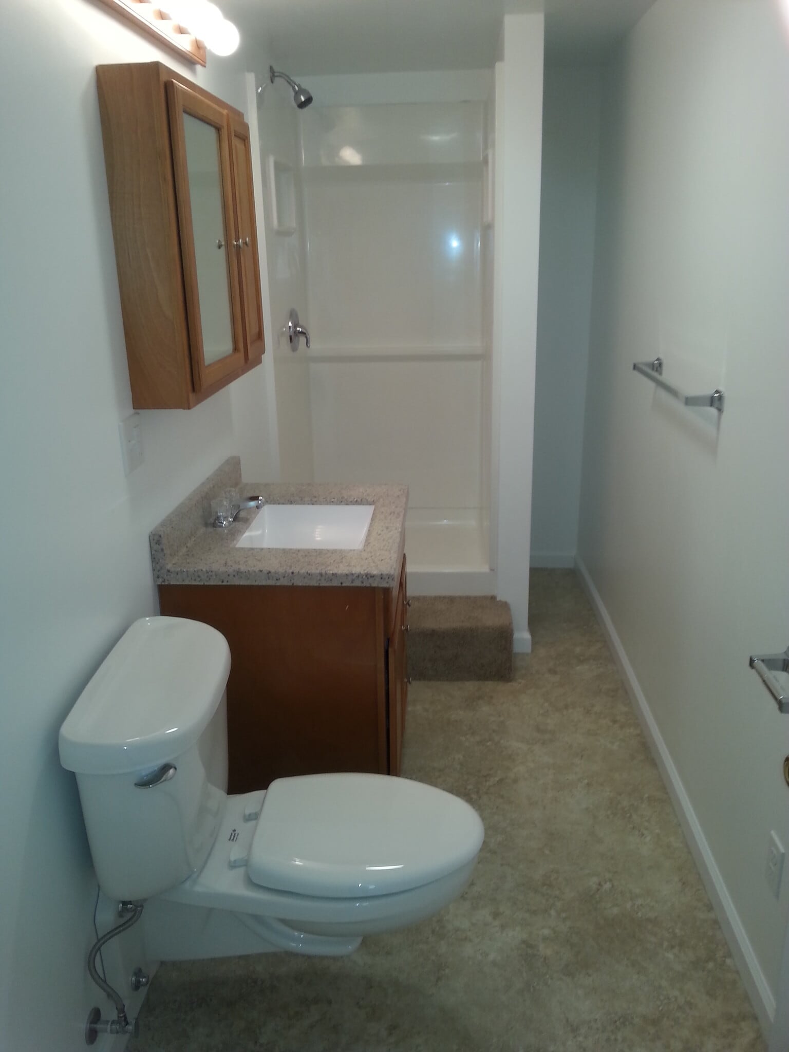 Master Bath - 224 S Sage Cir