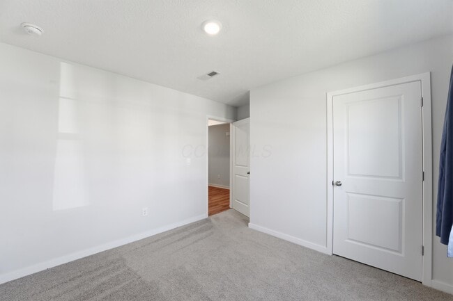 Building Photo - 3040 Wyntree Dr