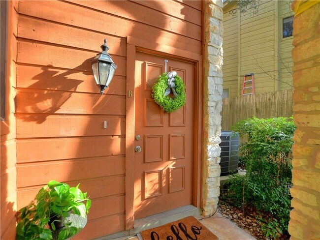 Building Photo - 1301 Spyglass Dr