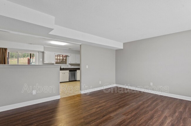 Building Photo - 7167 Holland Ln
