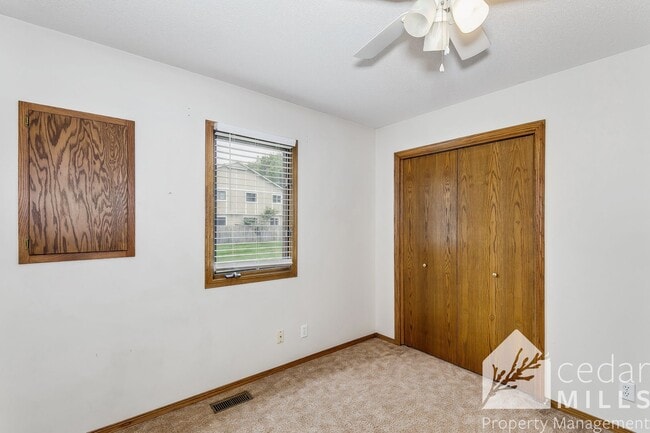 Building Photo - 3 Bed 3 Bath at Douglas and Maize!