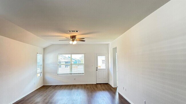 Building Photo - 170 Tofalla