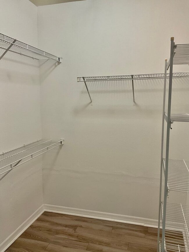 Building Photo - Palmetto