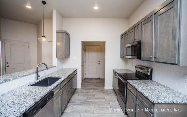 Building Photo - 1144 N 7th St