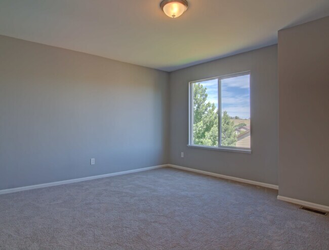Building Photo - Evolve Real Estate: Complete Remodel with ...